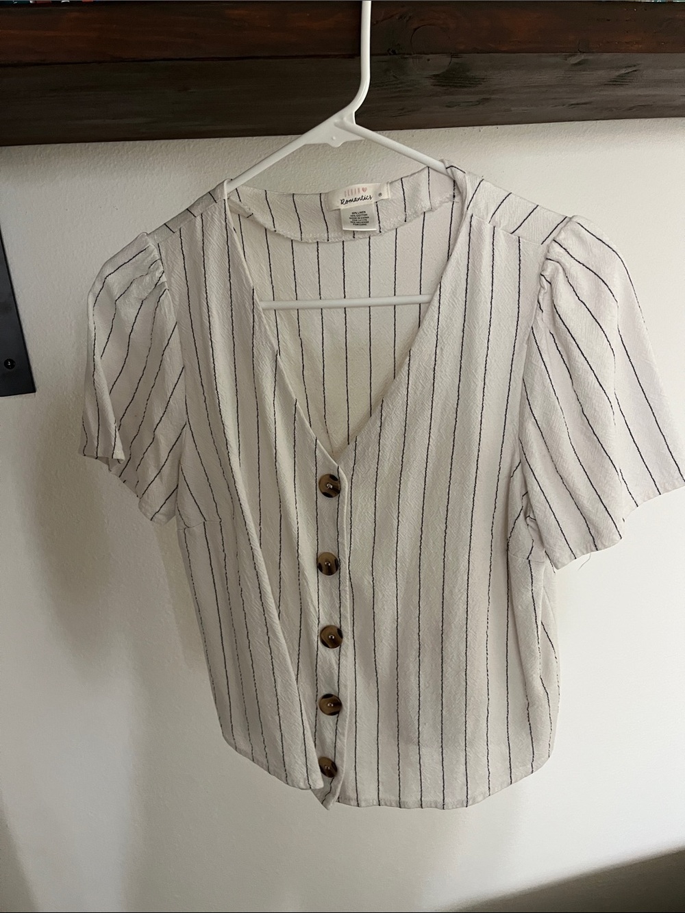 URBAN Romantics White Linen/Cotton Blend Short Sleeve Blouse